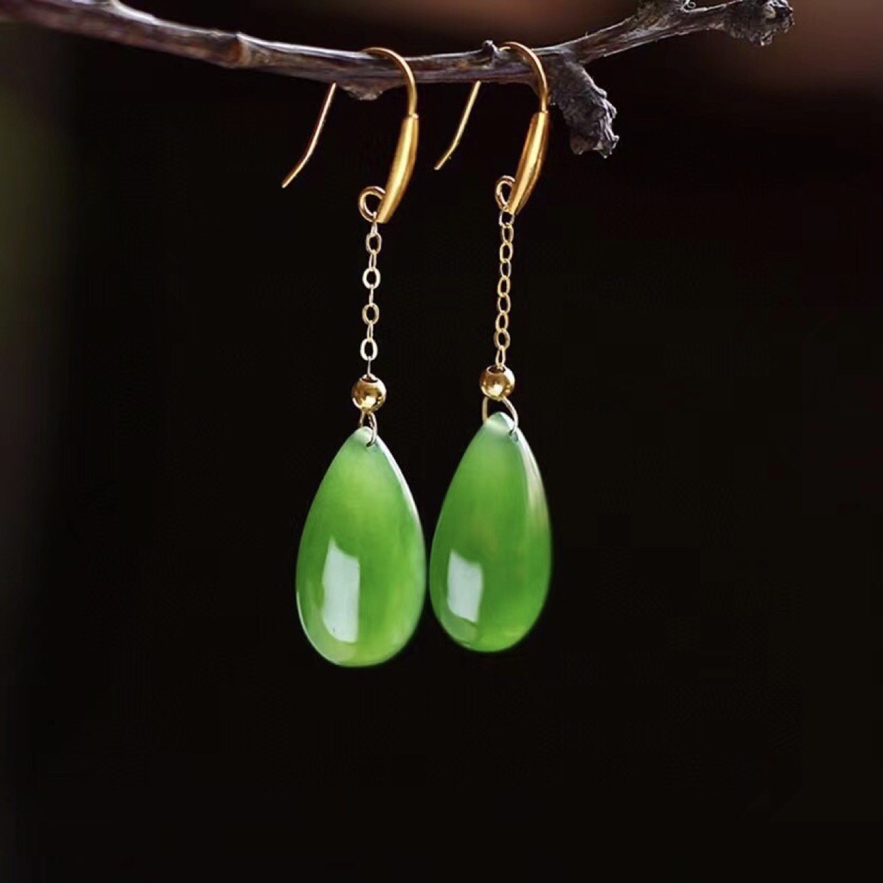 Hetian Green Jade Teardrop Earrings (2)