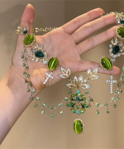 Vintage Sparkling Rhinestone Elf Necklace (2)